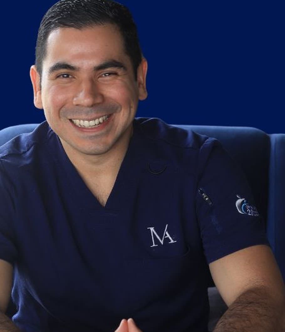 Dr. Mauricio Aguilar, cirujano bariatra